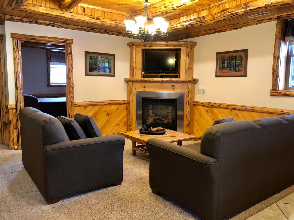 Sojourner'S Lodge & Log Cabin Suites Dundee 外观 照片