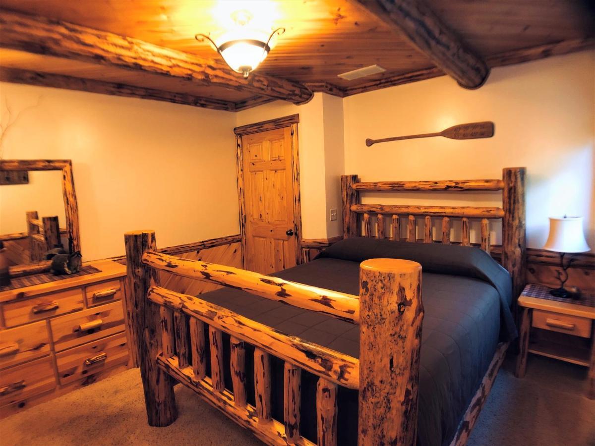Sojourner'S Lodge & Log Cabin Suites Dundee 外观 照片