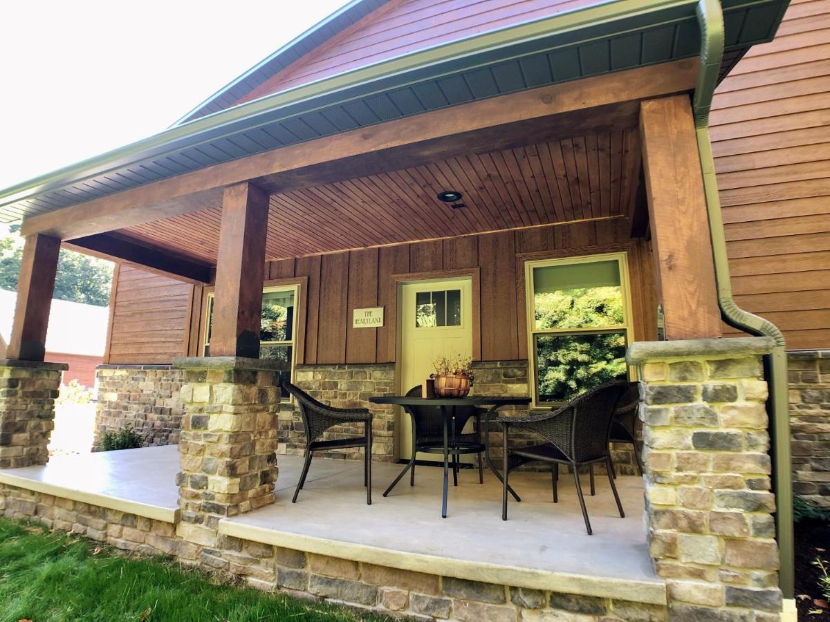 Sojourner'S Lodge & Log Cabin Suites Dundee 外观 照片