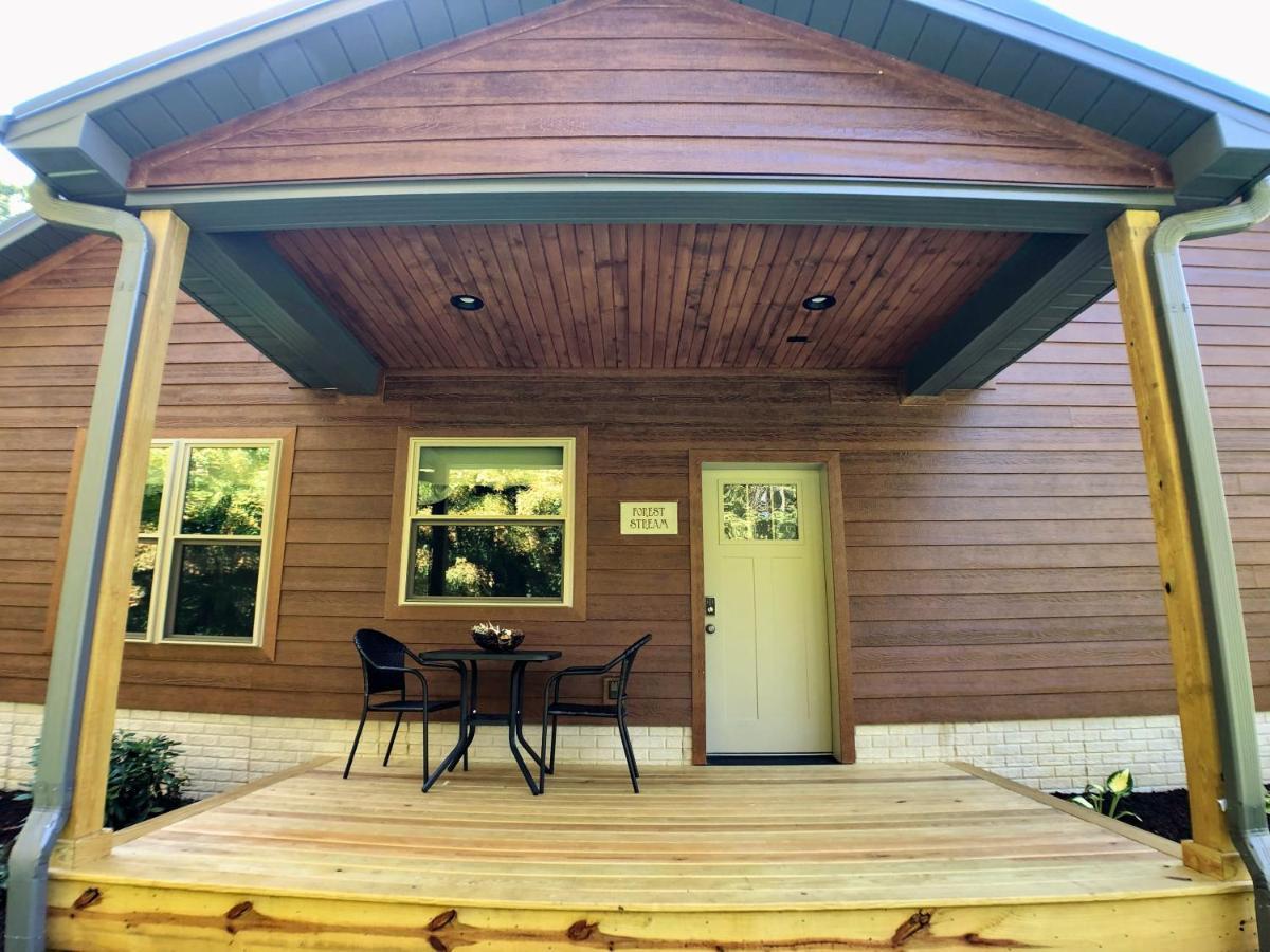 Sojourner'S Lodge & Log Cabin Suites Dundee 外观 照片