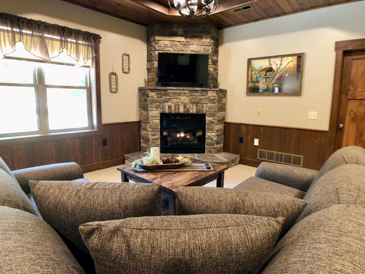 Sojourner'S Lodge & Log Cabin Suites Dundee 外观 照片